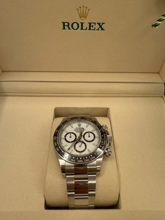 デイトナパンダ（高級時計）の商品画像 - 査定依頼日：2025年9月22日 - 最高査定価格：5,100,000円