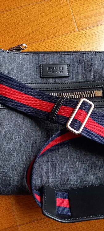 ショルダーバッグ（ブランドバッグ）の商品画像 - 査定依頼日：2025年6月3日 - 最高査定価格：70,000円