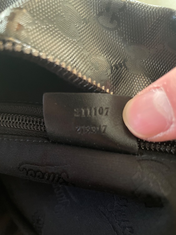 211107 213317（ブランドバッグ）の商品画像 - 査定依頼日：2025年8月15日 - 最高査定価格：50,000円