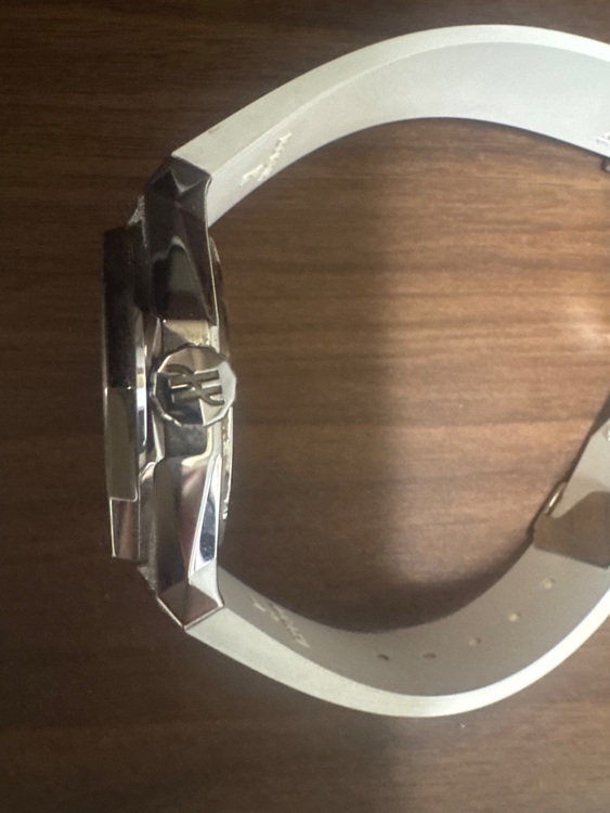 ウブロ（高級時計）の商品画像 - 査定依頼日：2025年6月21日 - 最高査定価格：2,250,000円