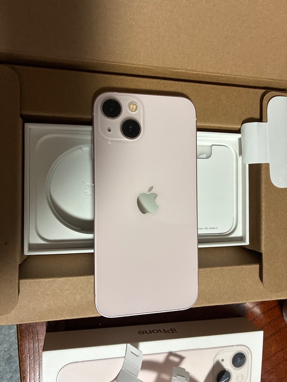 iPhone 13 128GB SIMフリー（スマホ）の商品画像 - 査定依頼日：2026年3月19日 - 最高査定価格：36,000円