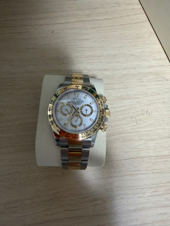 ロレックス デイトナ（高級時計）の商品画像 - 査定依頼日：2026年7月12日 - 最高査定価格：8,800,000円