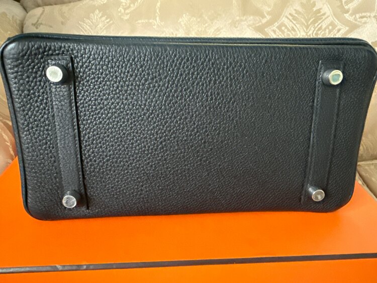 バーキン黒シルバー金具25（ブランドバッグ）の商品画像 - 査定依頼日：2025年5月11日 - 最高査定価格：2,400,000円