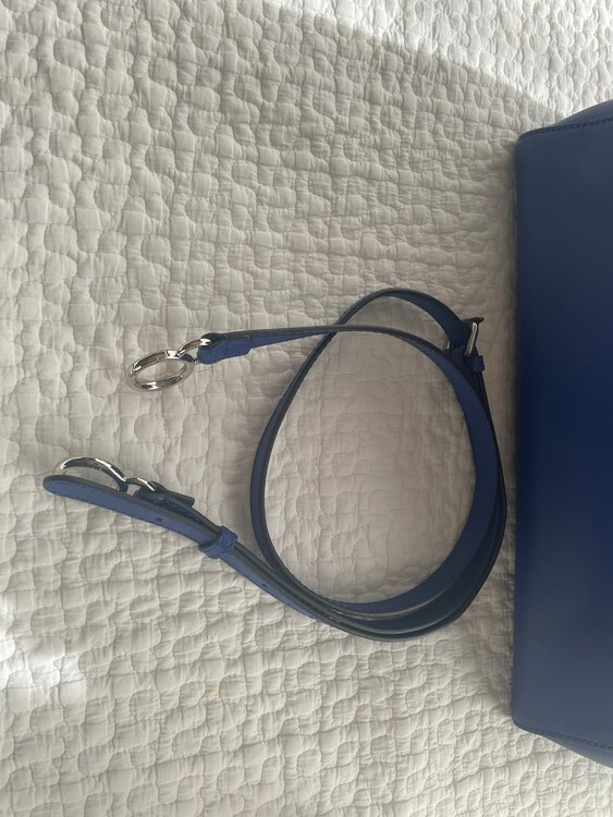 フェンディ  （ブランドバッグ）の商品画像 - 査定依頼日：2025年1月30日 - 最高査定価格：250,000円