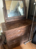 軽井沢彫　ドレッサーと椅子（家具・寝具）の商品画像 - 査定依頼日：2026年4月9日 - 最高査定価格：5,000円