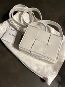 キャンディカセット（ブランドバッグ）の商品画像 - 新品 - 査定完了日：2025.09.12 - 最高査定価格：80,000円