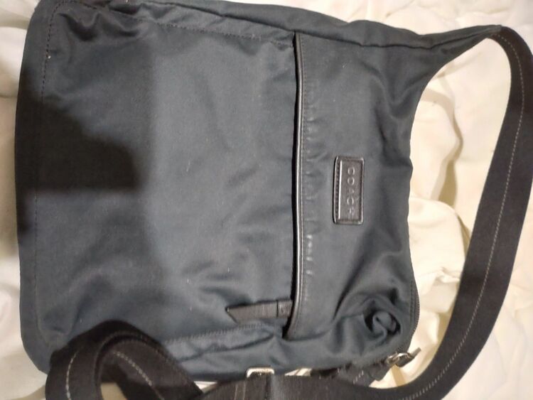 その他 コーチ （ブランドバッグ）の商品画像 - 査定依頼日：2025年11月5日 - 最高査定価格：2,000円