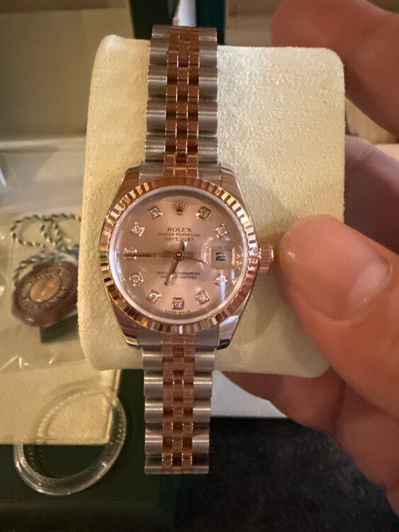オイスターパーペチュアルデイトジャスト（高級時計）の商品画像 - 査定依頼日：2025年1月20日 - 最高査定価格：1,180,000円