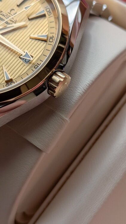 オメガ シーマスター 2312042210800（高級時計）の商品画像 - 査定依頼日：2026年3月5日 - 最高査定価格：950,000円