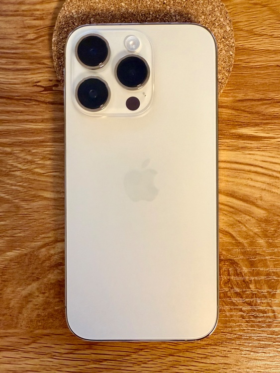 iPhone 14 Pro 128GB SIMフリー（スマホ）の商品画像 - 査定依頼日：2025年6月26日 - 最高査定価格：80,000円