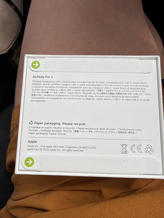  AirPods Pro3（オーディオ・スピーカー）の商品画像 - 査定依頼日：2026年4月20日 - 最高査定価格：100,000円
