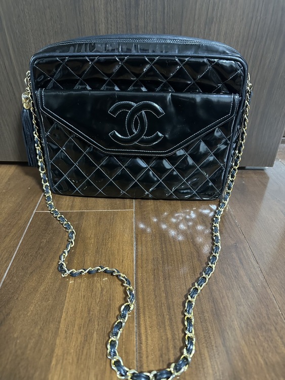 エナメル（ブランドバッグ）の商品画像 - 査定依頼日：2025年12月27日 - 最高査定価格：60,000円