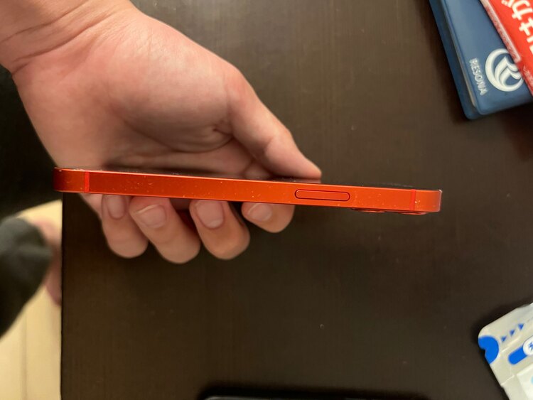 機種番号 MGDN3J/A リシアル番号 FD8DW4SG0GQH（スマホ）の商品画像 - 査定依頼日：2025年2月17日 - 最高査定価格：30,000円