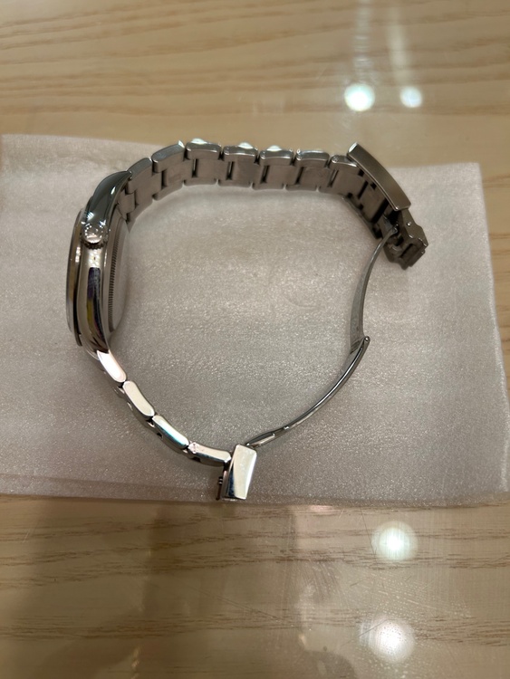 ロレックス エクスプローラー 21427（高級時計）の商品画像 - 査定依頼日：2025年12月6日 - 最高査定価格：1,150,000円