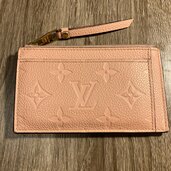 ルイヴィトン カードケース モノグラム　アンプラント　M67853（ブランド財布・小物）の商品画像 - 査定依頼日：2024年9月17日 - 最高査定価格：20,000円