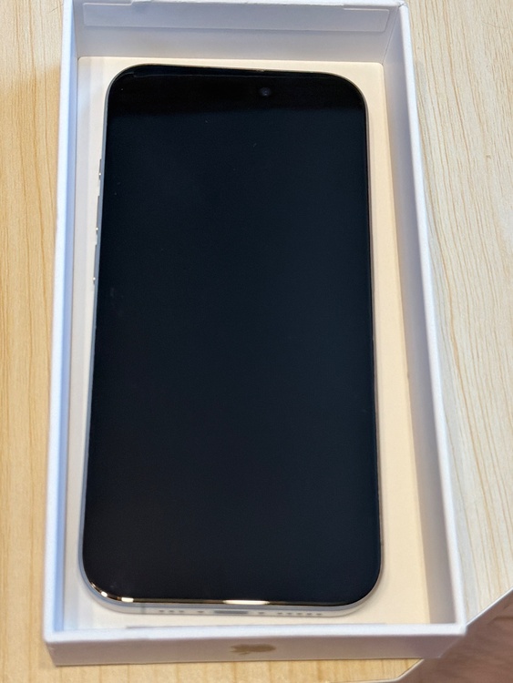 iPhone iPhone 15 Pro 128GB SIMフリー（スマホ）の商品画像 - 査定依頼日：2026年6月14日 - 最高査定価格：67,000円