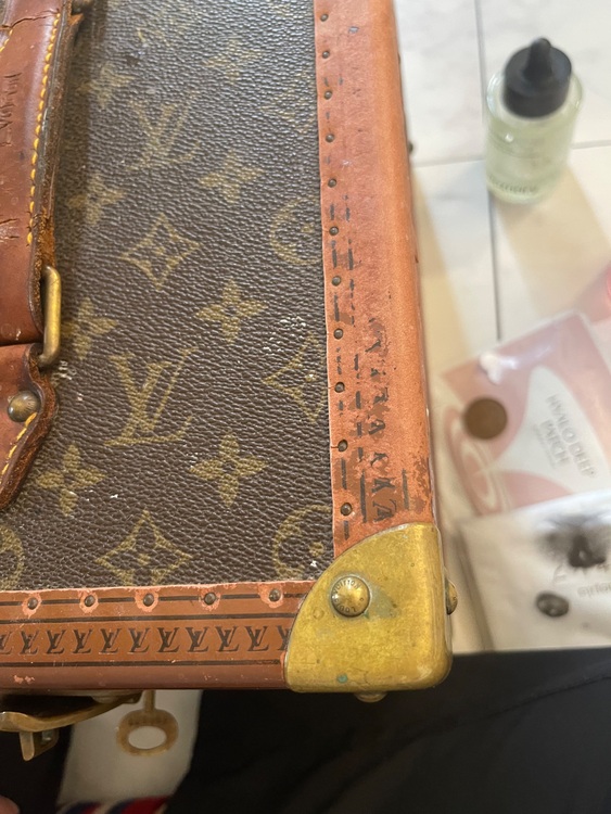 ボワットフラコン（古着・ファッション）の商品画像 - 査定依頼日：2025年9月30日 - 最高査定価格：100,000円