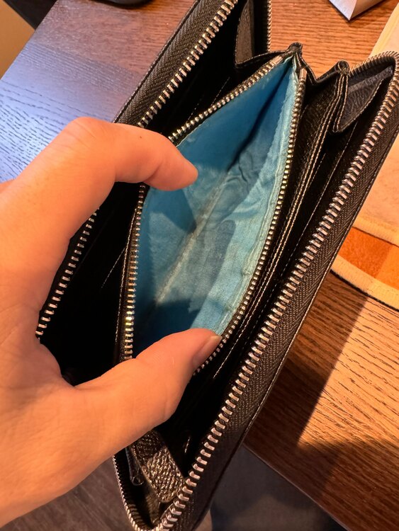 BVLGARI 長財布 ブルガリブルガリNo.284230（ブランド財布・小物）の商品画像 - 査定依頼日：2024年9月26日