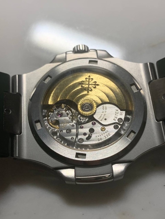 パテックフィリップ ノーチラス 5711/1A-01（高級時計）の商品画像 - 査定依頼日：2025年9月18日 - 最高査定価格：3,500,000円