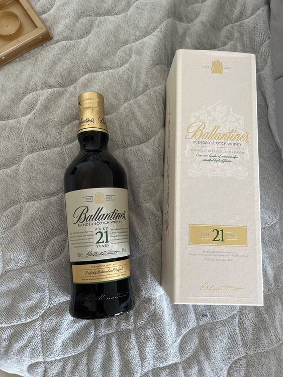 ウイスキー バランタイン（お酒）の商品画像 - 査定依頼日：2026年7月28日 - 最高査定価格：5,500円