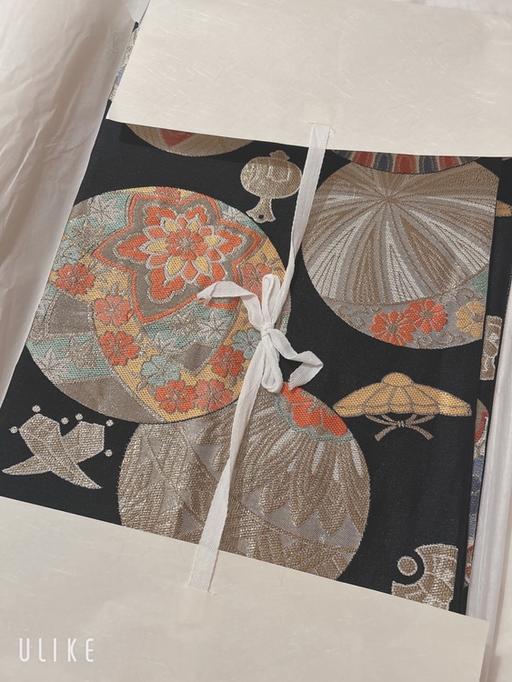 振袖（古着・ファッション）の商品画像 - 査定依頼日：2025年11月15日 - 最高査定価格：20,000円