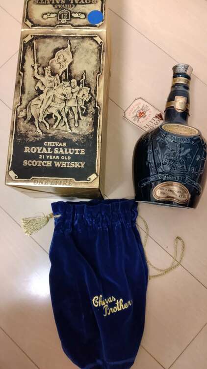 ロイヤルサルート　21年（お酒）の商品画像 - 査定依頼日：2025年2月1日 - 最高査定価格：6,500円