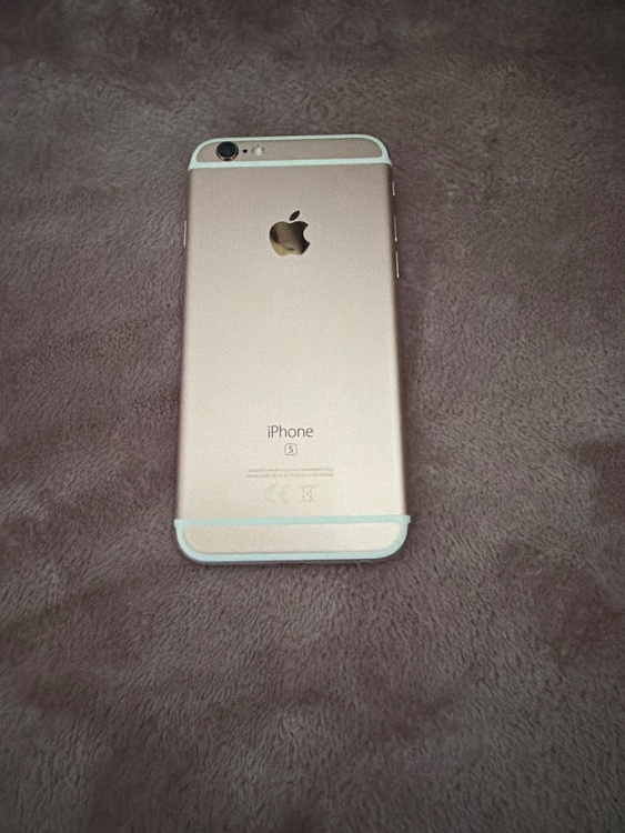 iPhone iPhone6s 32GB SIMフリー（スマホ）の商品画像 - 査定依頼日：2026年6月10日 - 最高査定価格：100,000円