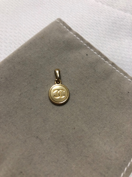 CHANELノベルティー？（金・貴金属）の商品画像 - 査定依頼日：2025年12月18日 - 最高査定価格：100,000円