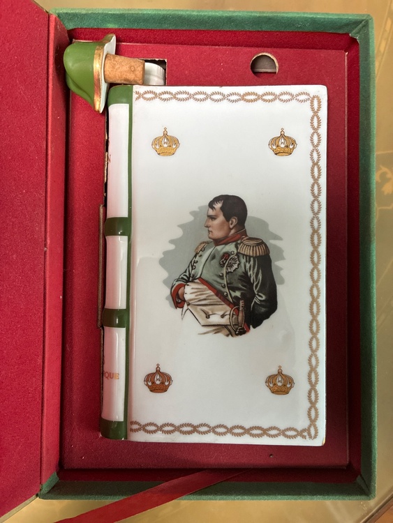 ブランデー カミュ （お酒）の商品画像 - 査定依頼日：2026年4月15日 - 最高査定価格：3,000円