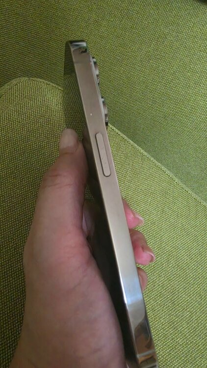 MM4FQHLQMJ（スマホ）の商品画像 - 査定依頼日：2026年7月2日 - 最高査定価格：61,000円