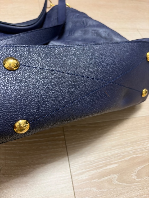 メティス（ブランドバッグ）の商品画像 - 査定依頼日：2026年3月23日 - 最高査定価格：100,000円