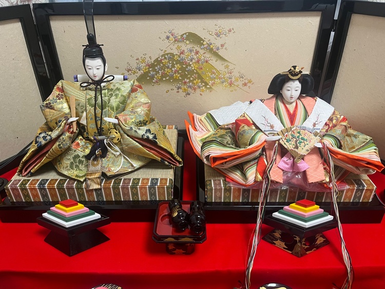 雛人形（美術品・骨董品）の商品画像 - 査定依頼日：2026年9月22日 - 最高査定価格：5,000円
