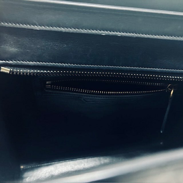 CELINE ラゲージバッグ マイクロ（ブランドバッグ）の商品画像 - 査定依頼日：2025年2月26日 - 最高査定価格：80,000円