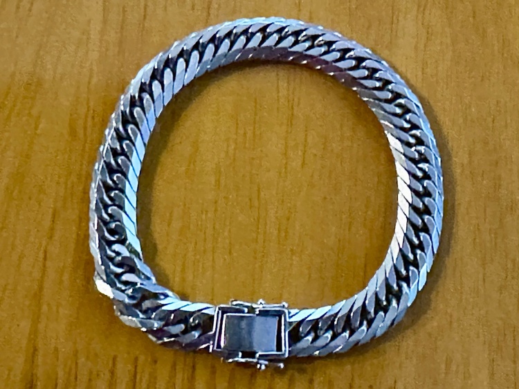 喜平8面トリプル・ブレスレット（金・貴金属）の商品画像 - 査定依頼日：2026年2月14日 - 最高査定価格：460,000円