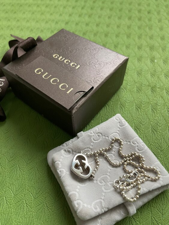 グッチのネックレス（金・貴金属）の商品画像 - 査定依頼日：2024年4月19日 - 最高査定価格：6,500円