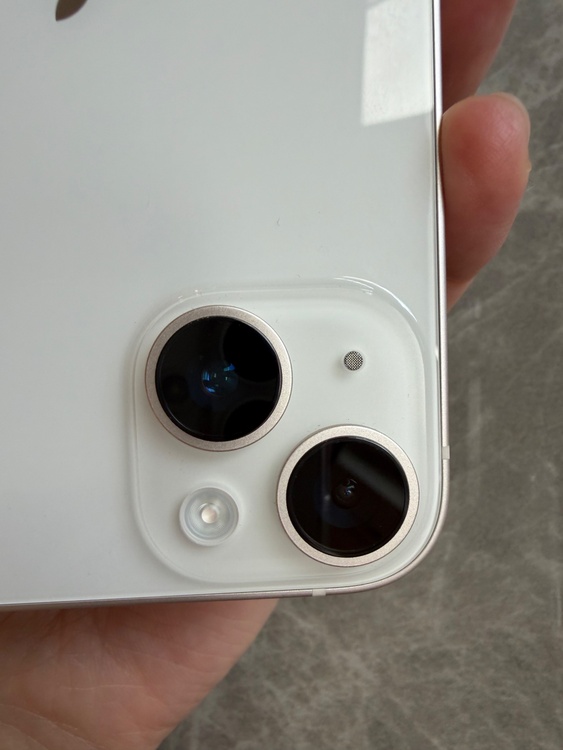 iPhone 14 128GB docomo（スマホ）の商品画像 - 査定依頼日：2026年2月19日 - 最高査定価格：48,000円