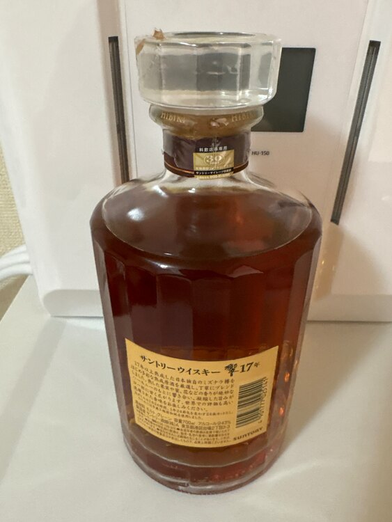 響17年（お酒）の商品画像 - 査定依頼日：2025年4月9日 - 最高査定価格：45,000円