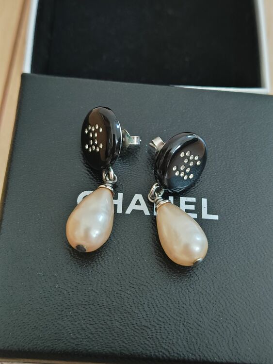 シャネルピアス（ブランド財布・小物）の商品画像 - 査定依頼日：2025年8月28日 - 最高査定価格：30,000円