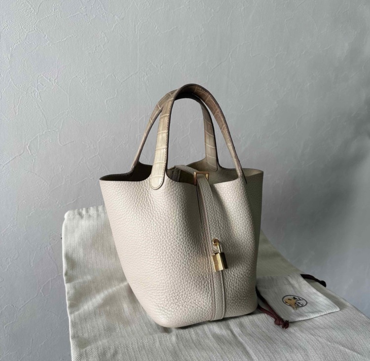 ピコタンロックタッチPM（ブランドバッグ）の商品画像 - 査定依頼日：2025年7月14日 - 最高査定価格：650,000円