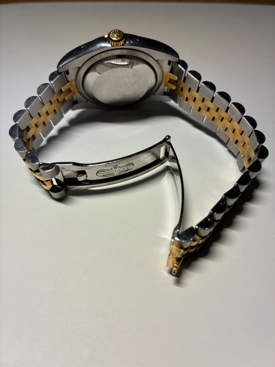 ロレックス デイトジャスト 116233GR（高級時計）の商品画像 - 査定依頼日：2025年7月24日 - 最高査定価格：1,300,000円