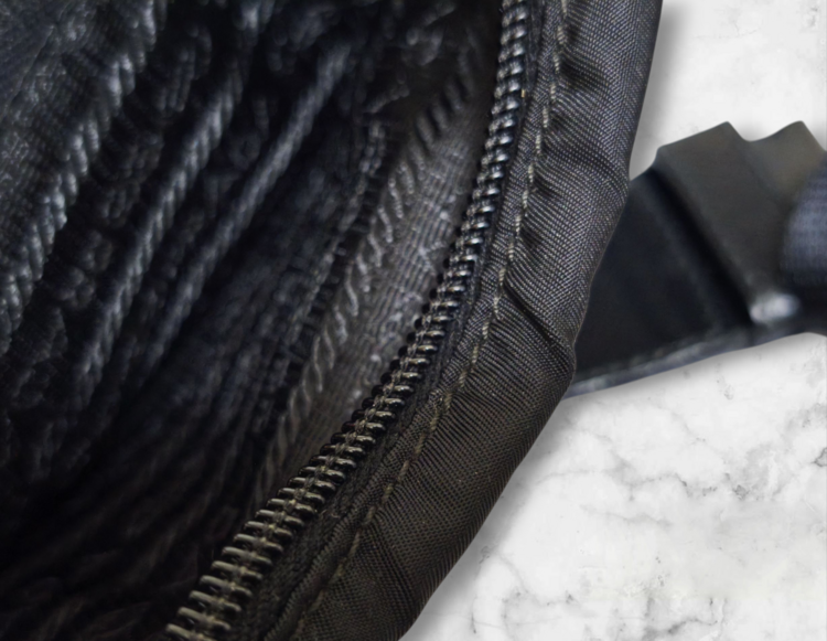 ウェストポーチ（ブランドバッグ）の商品画像 - 査定依頼日：2025年9月4日 - 最高査定価格：70,000円