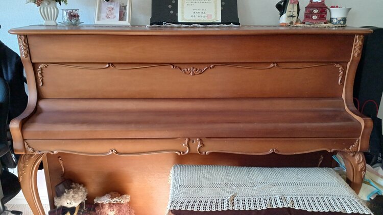 シンメル 112B（ピアノ・楽器・PA機材）の商品画像 - 査定依頼日：2025年12月28日 - 最高査定価格：300,000円