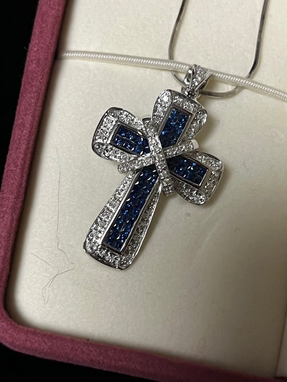 ネックレス（宝石）の商品画像 - 査定依頼日：2023年11月10日 - 最高査定価格：120,000円