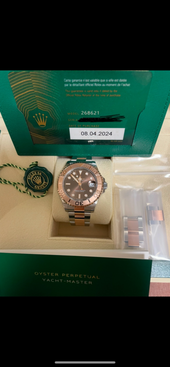 ロレックス ヨットマスター 26862（高級時計）の商品画像 - 査定依頼日：2024年12月11日 - 最高査定価格：2,200,000円