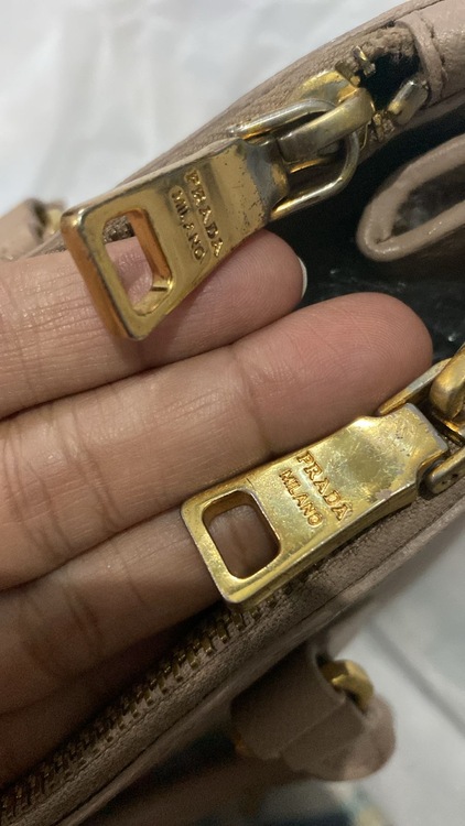 プラダバッグ（ブランドバッグ）の商品画像 - 査定依頼日：2025年12月6日 - 最高査定価格：90,000円