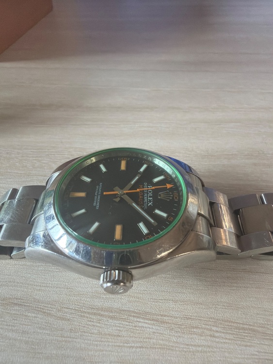 ロレックス ミルガウス （高級時計）の商品画像 - 査定依頼日：2025年11月17日 - 最高査定価格：1,300,000円