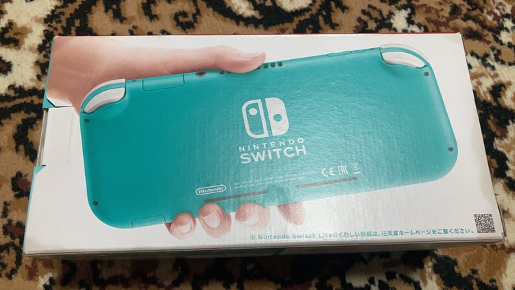 Nintendo Switch Light（ゲーム機本体・ゲームソフト）の商品画像 - 査定依頼日：2022年9月15日 - 最高査定価格：14,000円