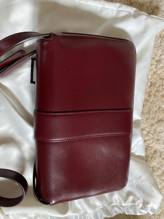 グッチ GGマーモント ショルダーバッグ（ブランドバッグ）の商品画像 - 査定依頼日：2025年9月24日 - 最高査定価格：90,000円