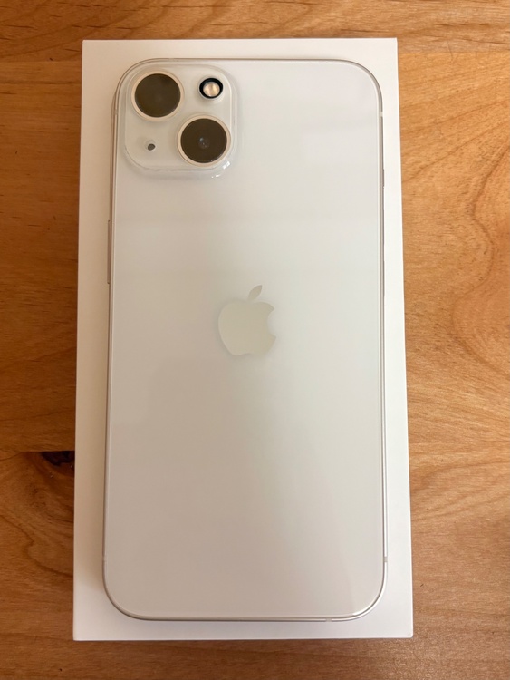 iPhone iPhone 13 128GB SIMフリー（スマホ）の商品画像 - 査定依頼日：2026年7月7日 - 最高査定価格：36,500円
