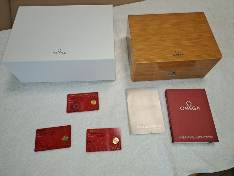 オメガ シーマスター  プラネットオーシャン 600M（高級時計）の商品画像 - 査定依頼日：2025年9月26日 - 最高査定価格：540,000円